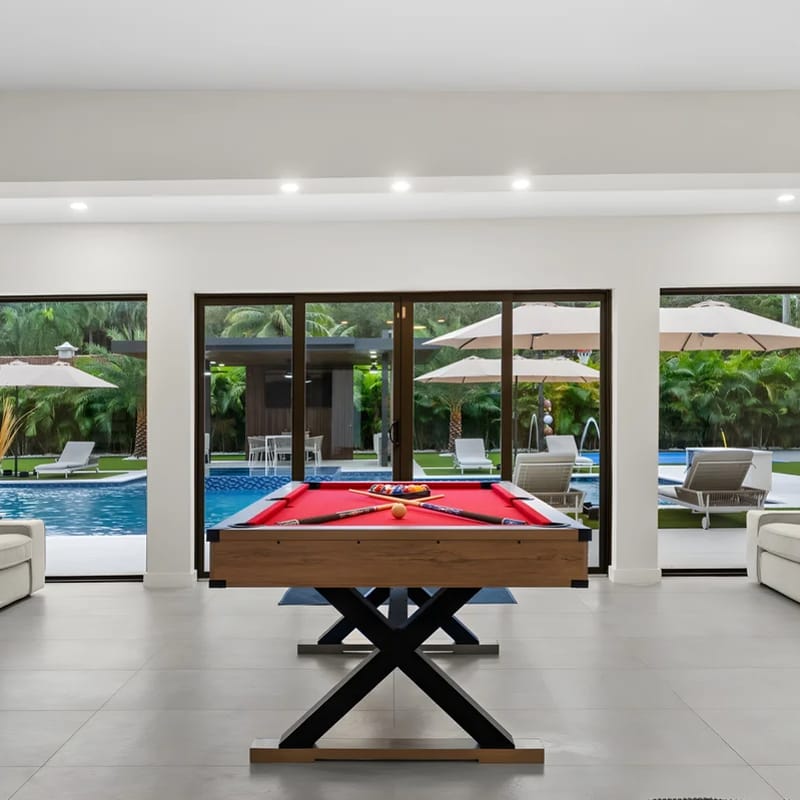 Neon Palms Estate-Pool-Pickleball Court